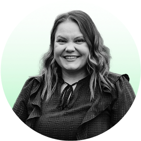 Holly Wareheim Headshot